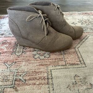 Women's Taupe Wedge Ankle Boots